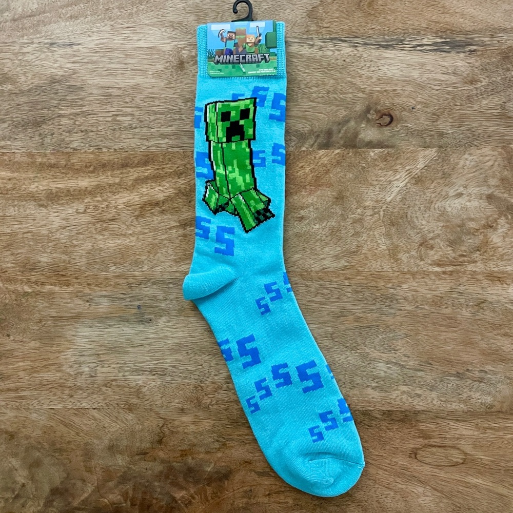 5/$20 NEW Adult Minecraft Creeper Socks